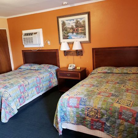 Encino Motel Pleasanton Zewnętrze zdjęcie