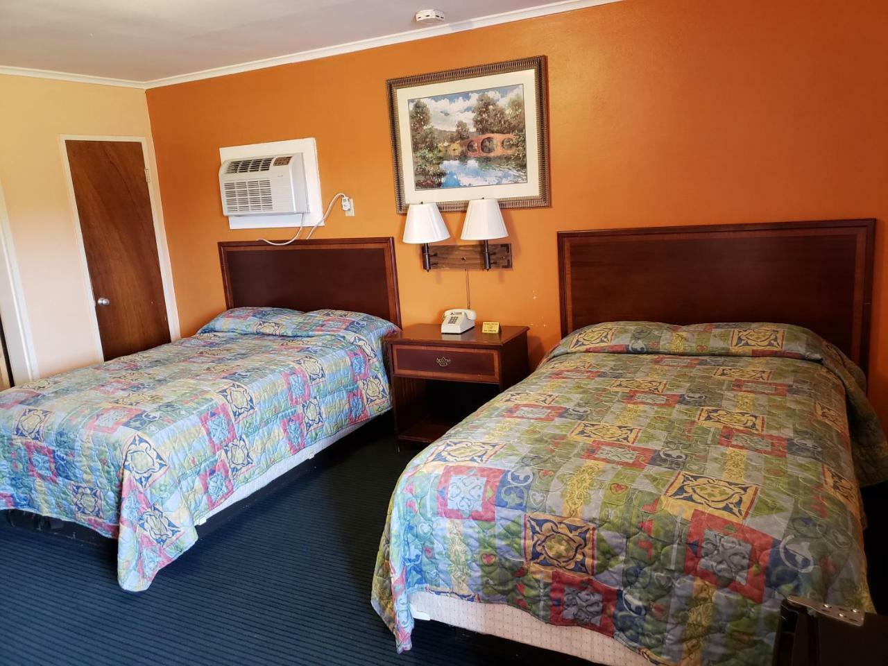 Encino Motel Pleasanton Zewnętrze zdjęcie